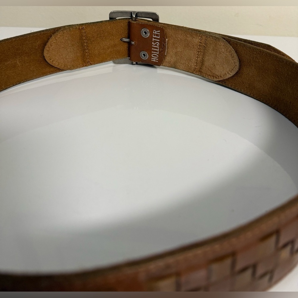 Men’s Hollister chestnut brown durable leather belt high end weave size 42 - Picture 4 of 7